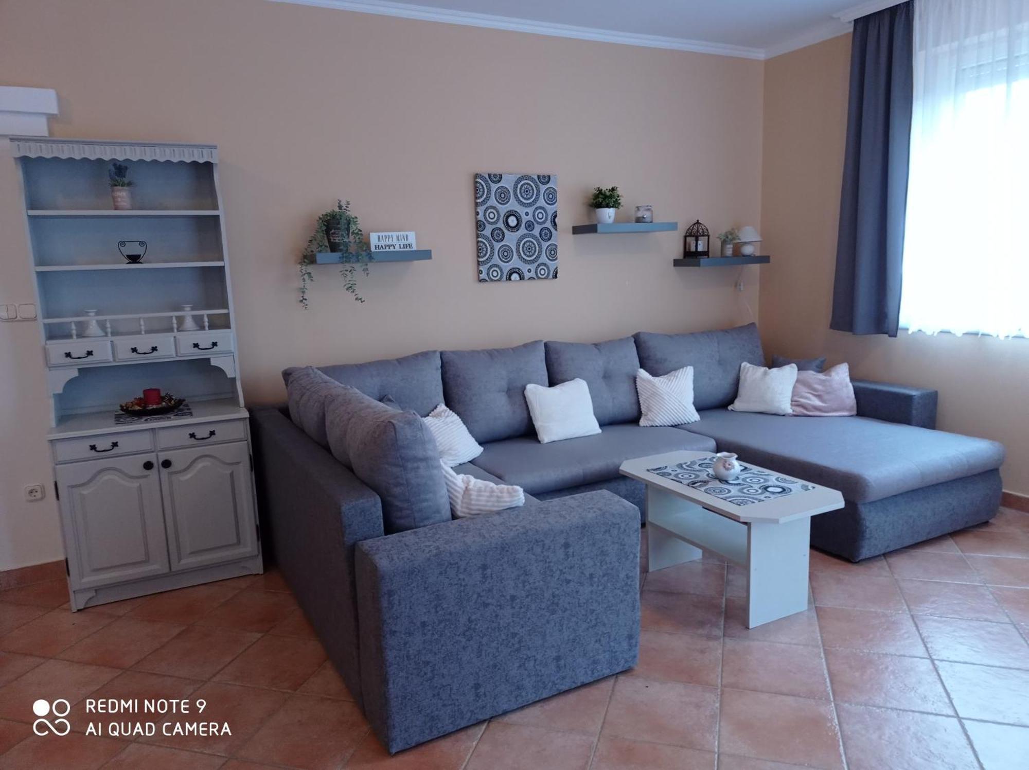 Szenczi Vendeghaz Apartment Buk Ngoại thất bức ảnh
